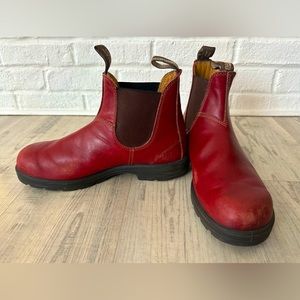 Blundstone Chelsea Boots 9.5 Red